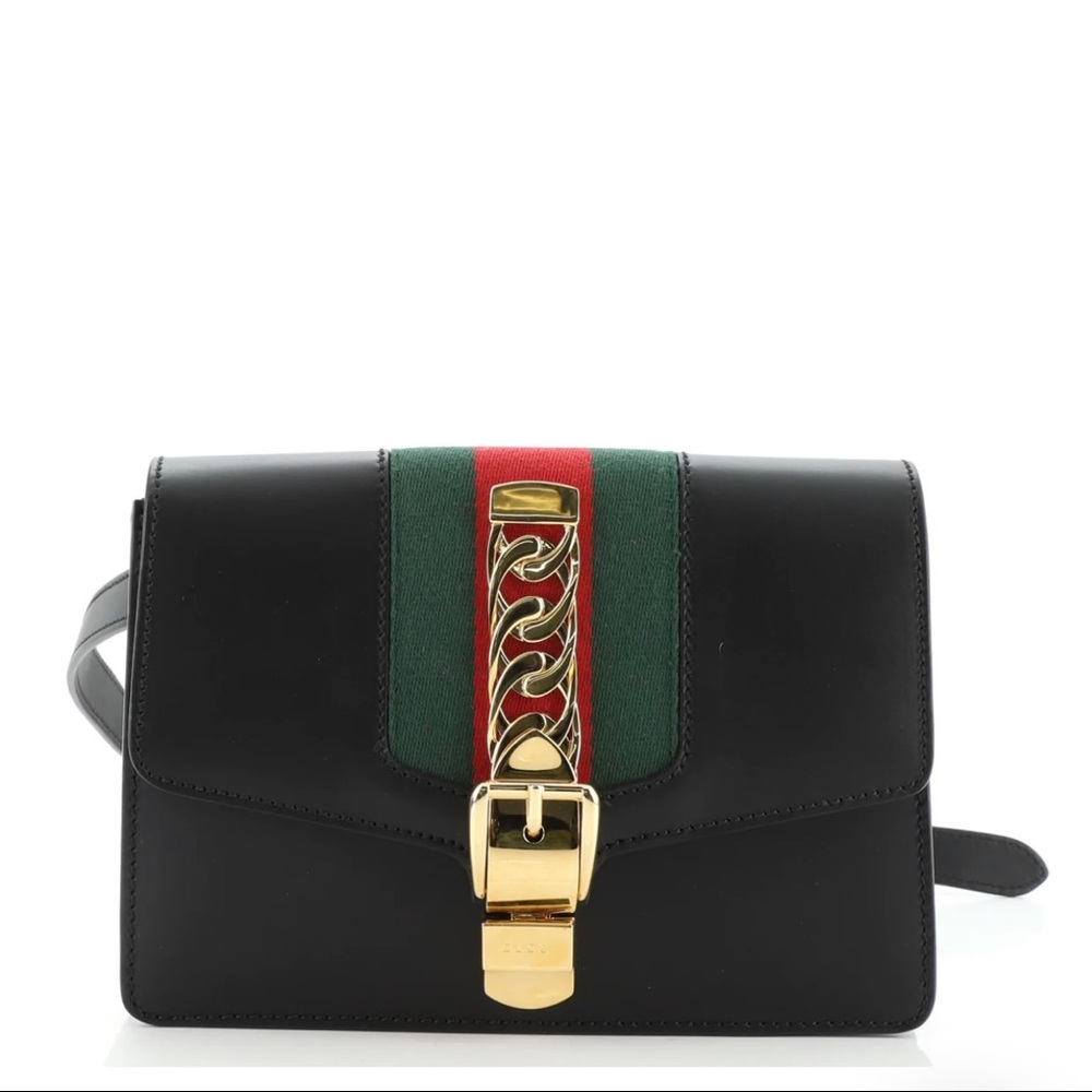 GUCCI Calfskin Sylvie Belt Bag in Black new with out tags.